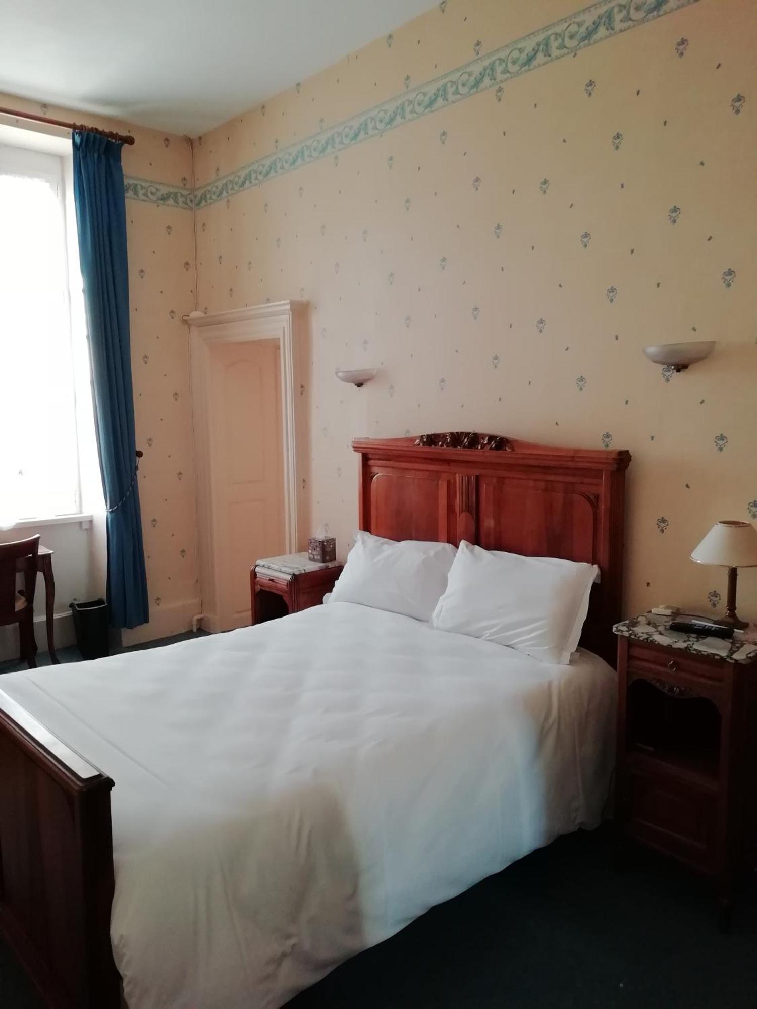 Hotel Du Berry Aigurande Zewnętrze zdjęcie