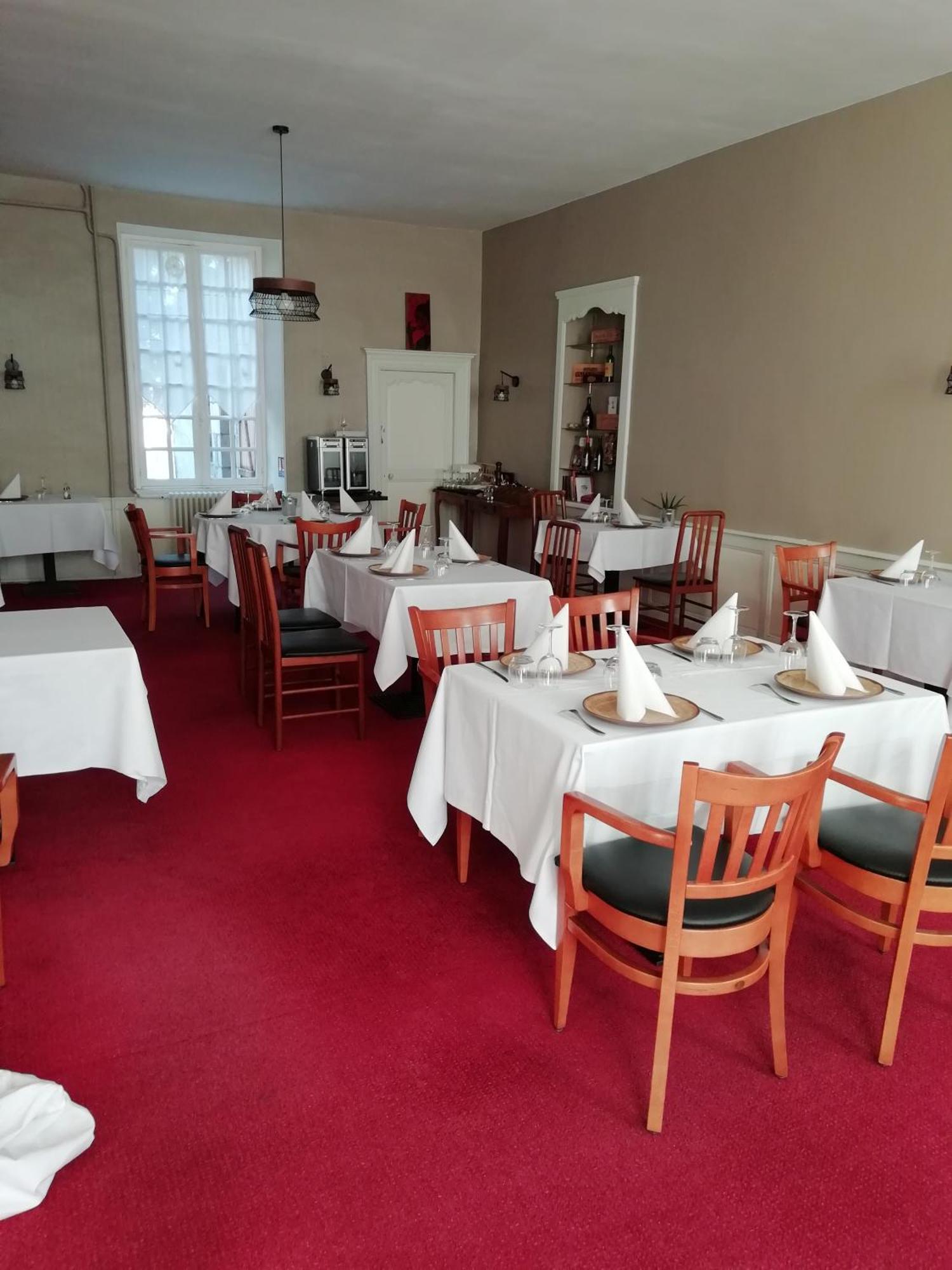 Hotel Du Berry Aigurande Zewnętrze zdjęcie