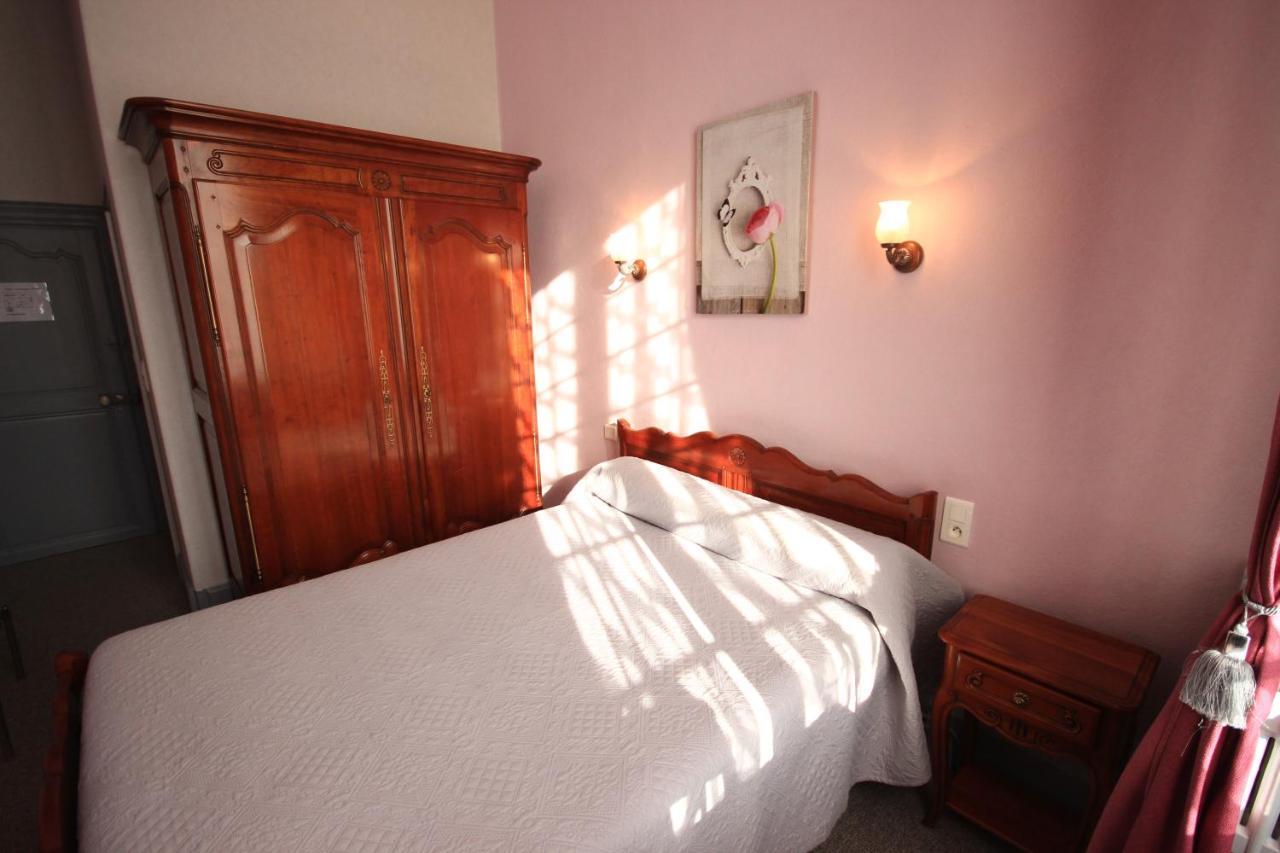 Hotel Du Berry Aigurande Zewnętrze zdjęcie