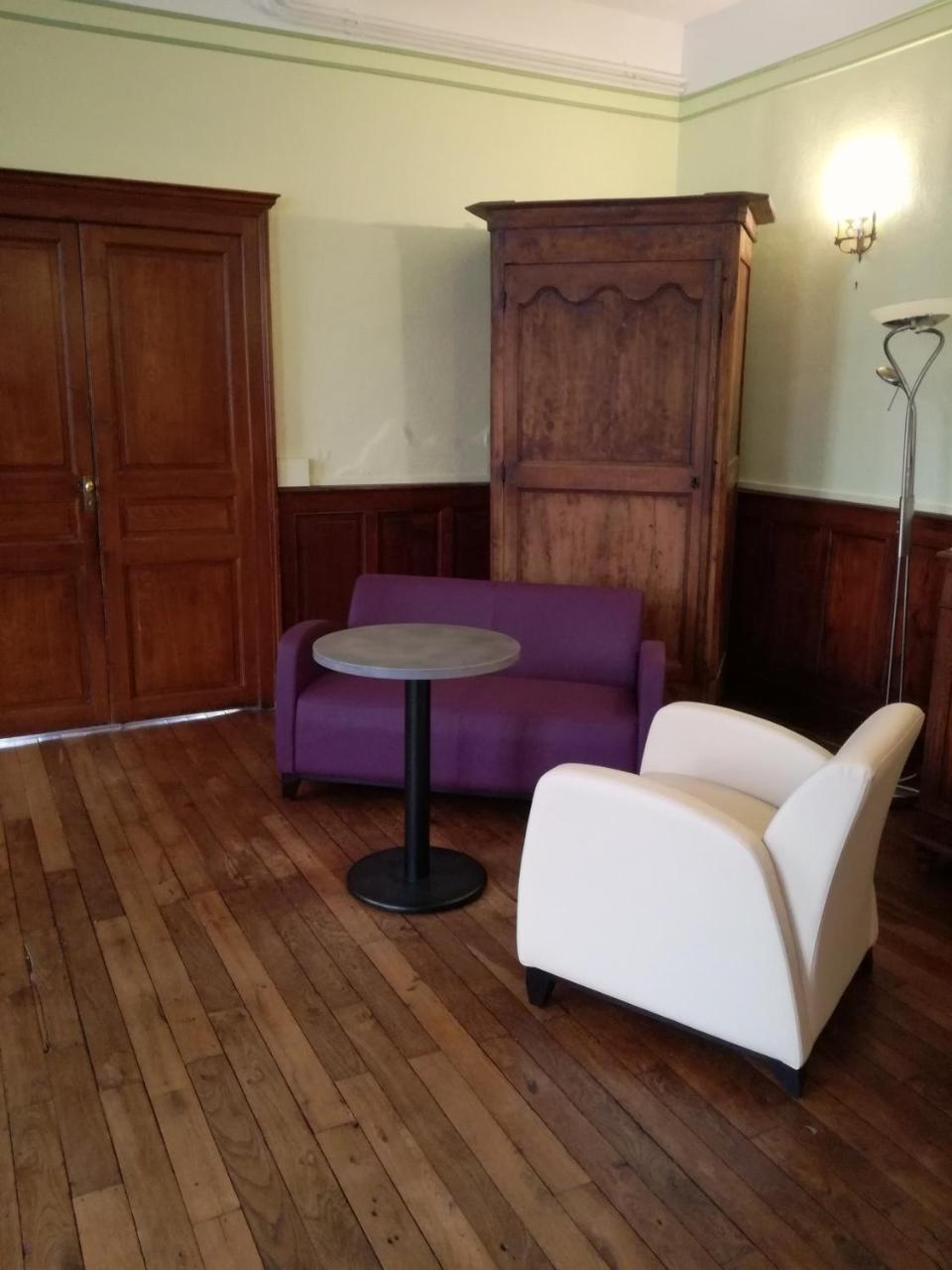 Hotel Du Berry Aigurande Zewnętrze zdjęcie